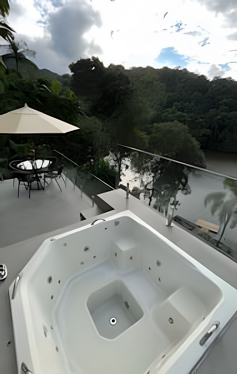 Casa de luxo | Beira do lago | Spa | acesso a água
