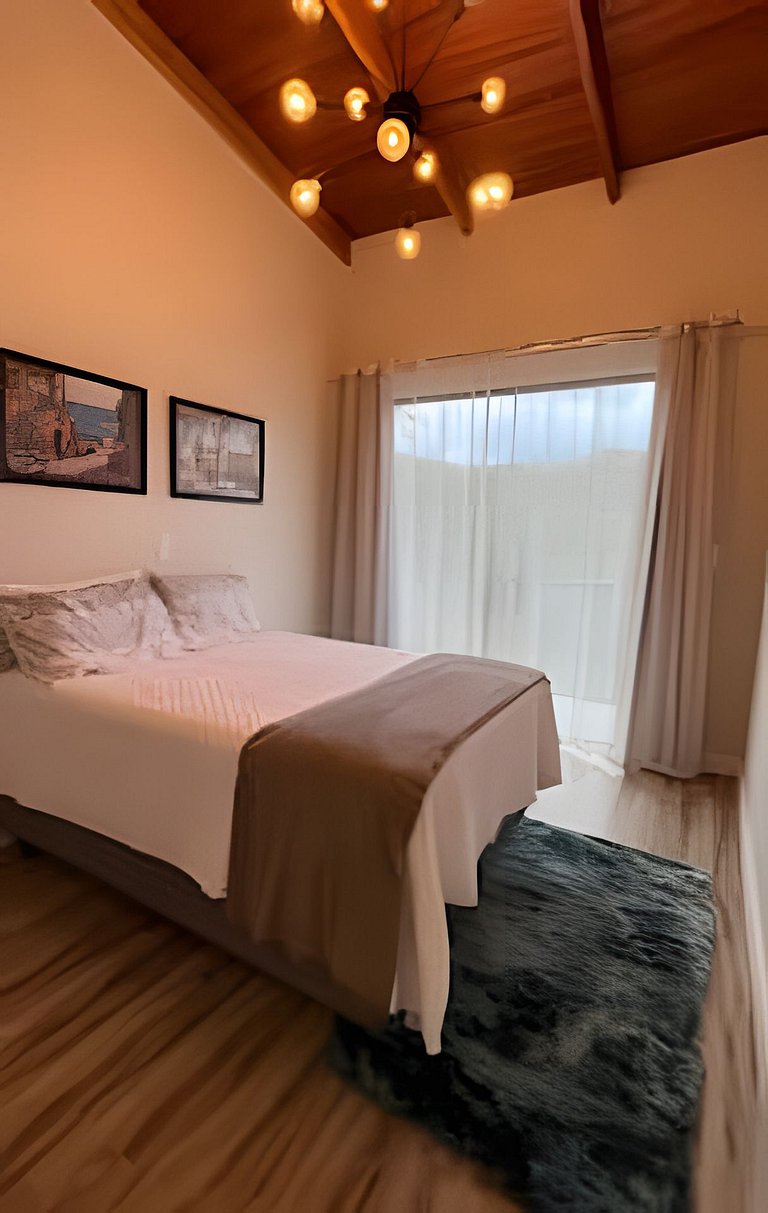 Casa de Luxo Frente ao Lago em Rio dos Cedros | ASA Stays