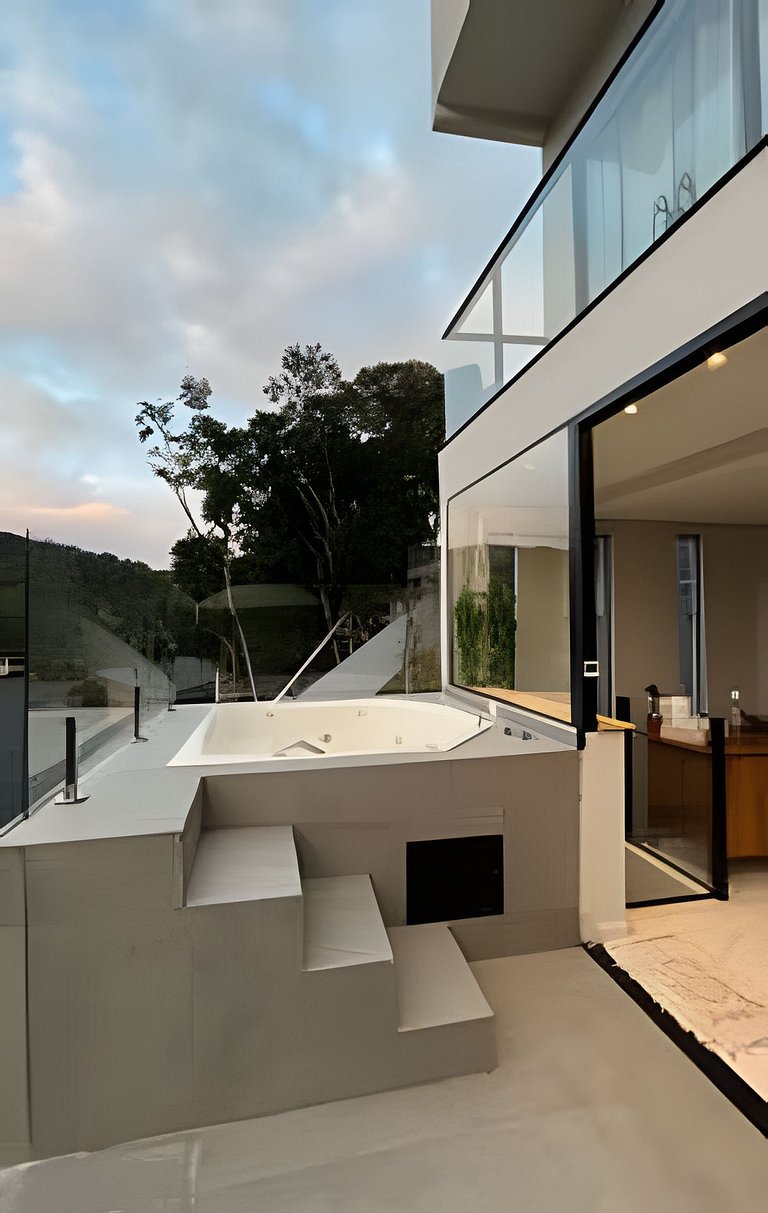 Casa de Luxo Frente ao Lago em Rio dos Cedros | ASA Stays