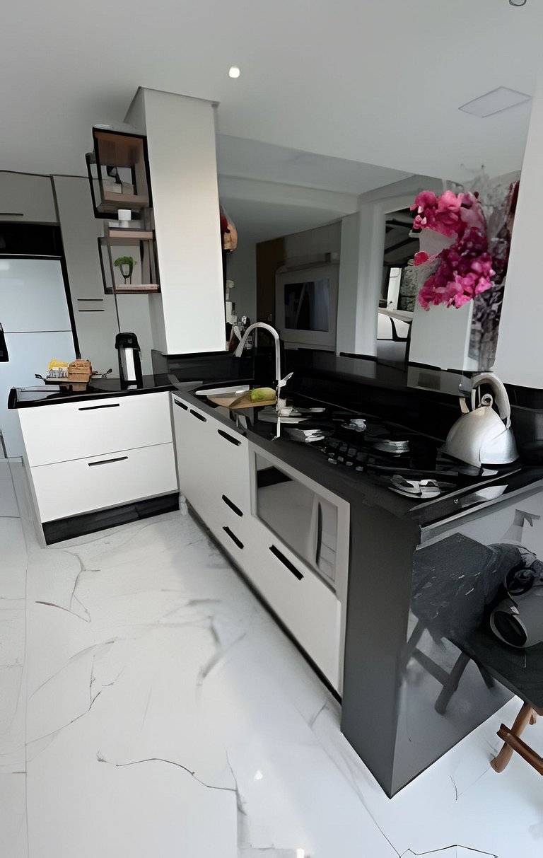 Casa de Luxo Frente ao Lago em Rio dos Cedros | ASA Stays