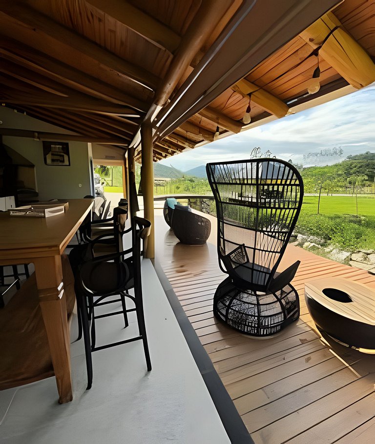 Refúgio Rural | Chalé de Luxo | Jacuzzi e Lareira