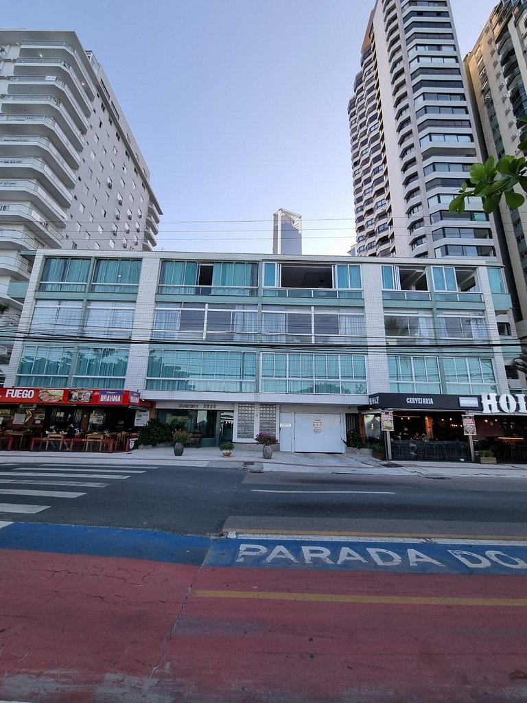 Apto na beira mar | Barra sul | Amplo e moderno BC