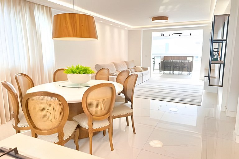 Cobertura Duplex na Meia Praia, Itapema, 4 Quartos | ASA