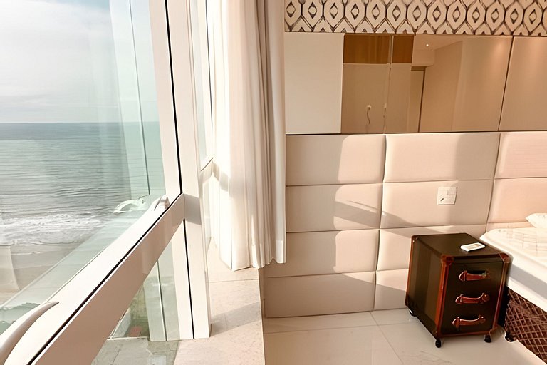 Cobertura Duplex Meia Praia | Vista & Hidro