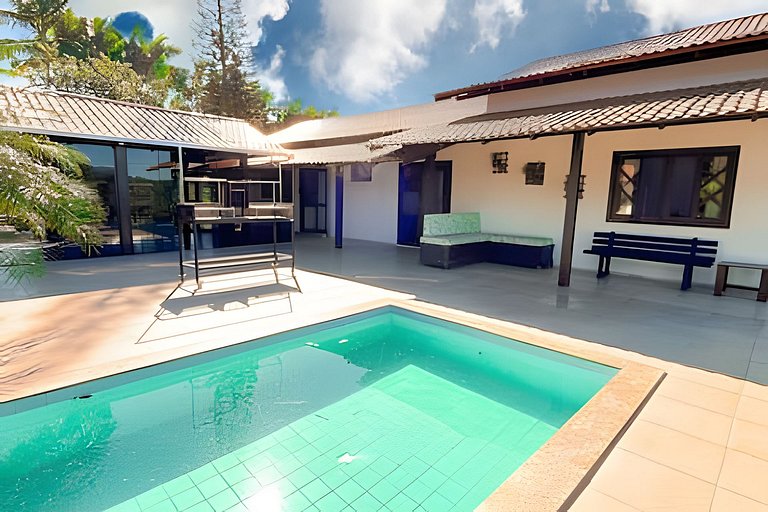 Sítio com Piscina em Ilhota, 3 Quartos | ASA Stays