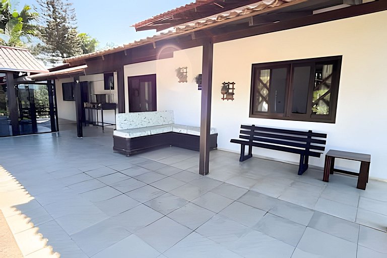 Sítio com Piscina em Ilhota, 3 Quartos | ASA Stays