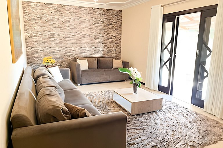 Sítio com Piscina em Ilhota, 3 Quartos | ASA Stays