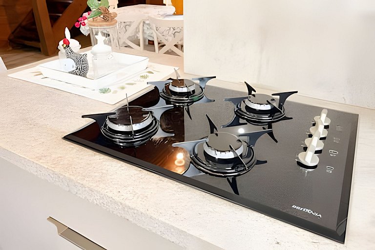 Casa amplia con piscina y área gourmet a 5 minutos de la pla