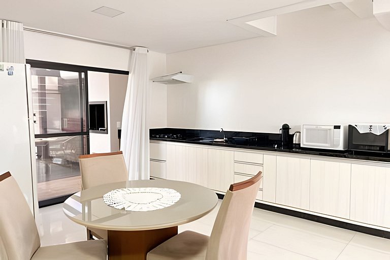 ASA | Casa Espaçosa | 3 Quartos | 5 Min da Praia