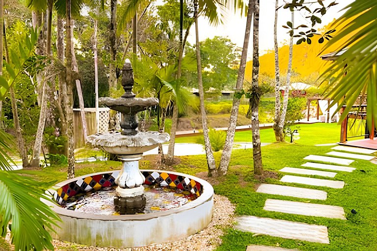 Villa com Piscina e Pub em Itajaí, 4 Hóspedes | ASA Stays