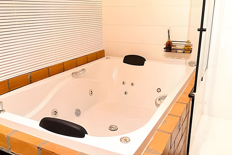 Villa Esmeralda | Pub | Piscina | Riacho Privativo