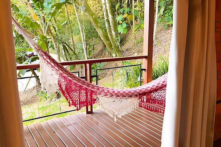 Villa com Piscina e Pub em Itajaí, 4 Hóspedes | ASA Stays