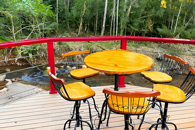 Villa com Piscina e Pub em Itajaí, 4 Hóspedes | ASA Stays