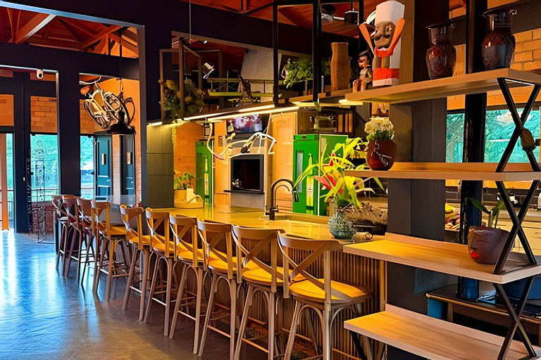 ASA | Quinta da Esmeralda | Pub | Piscina | Chalés