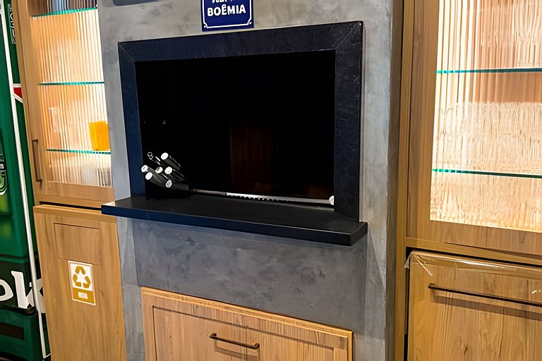 ASA | Quinta da Esmeralda | Pub | Piscina | Chalés