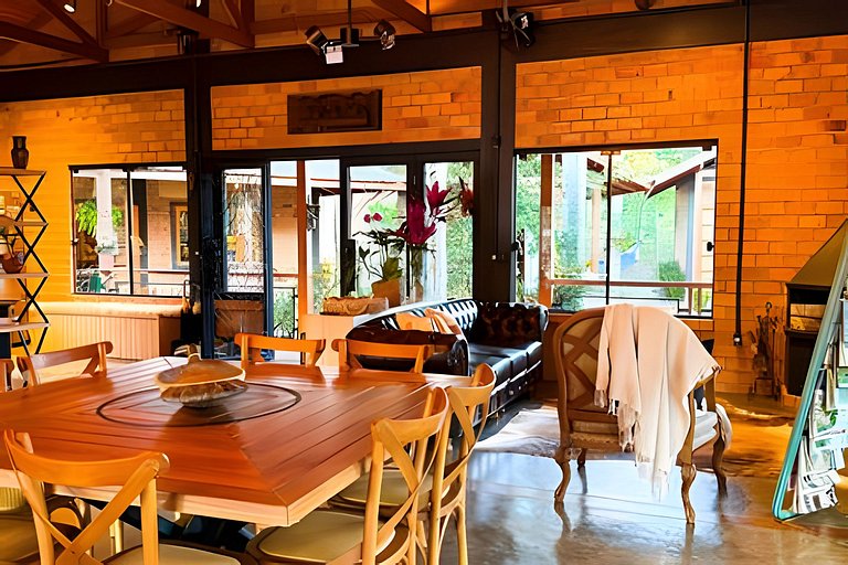 ASA | Quinta da Esmeralda | Pub | Piscina | Chalés