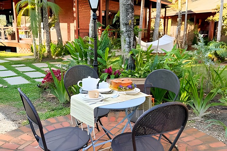 ASA | Quinta da Esmeralda | Pub | Piscina | Chalés