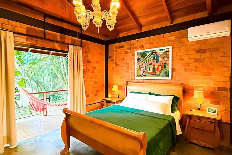 ASA | Quinta da Esmeralda | Pub | Piscina | Chalés