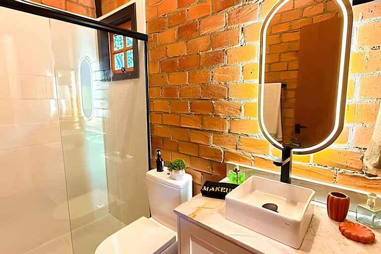 ASA | Quinta da Esmeralda | Pub | Piscina | Chalés