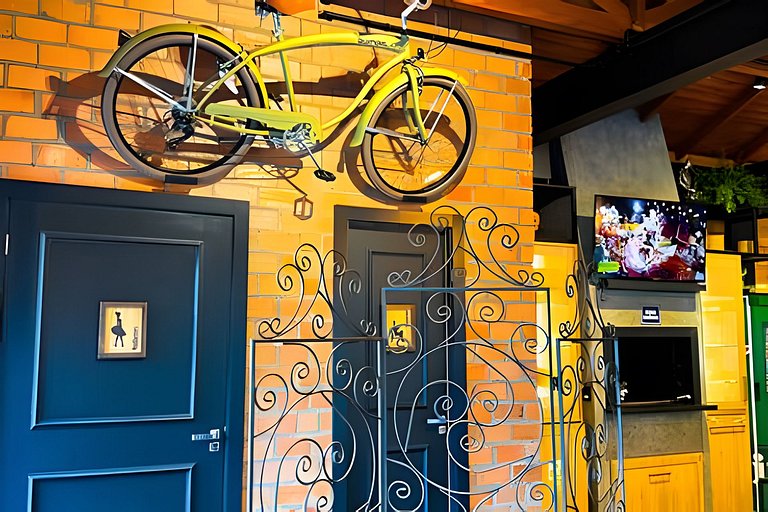 ASA | Quinta da Esmeralda | Pub | Piscina | Chalés