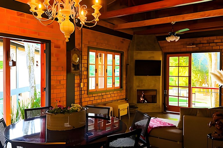 ASA | Quinta da Esmeralda | Pub | Piscina | Chalés