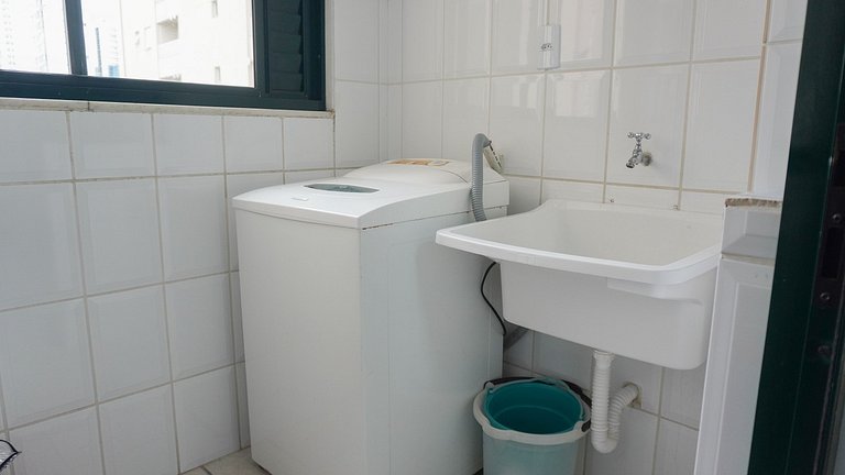 ASA | Practical Apartment | 3 Bedrooms | BC | 200m from the