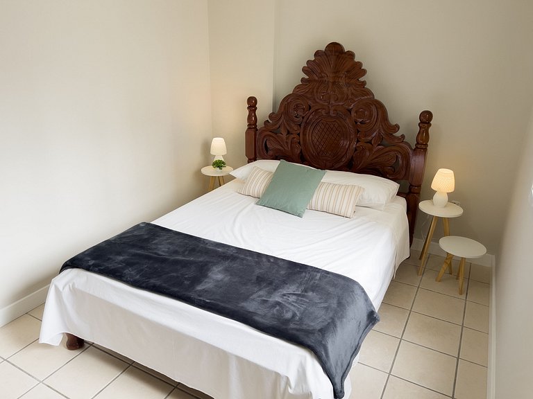 ASA | Practical Apartment | 3 Bedrooms | BC | 200m from the