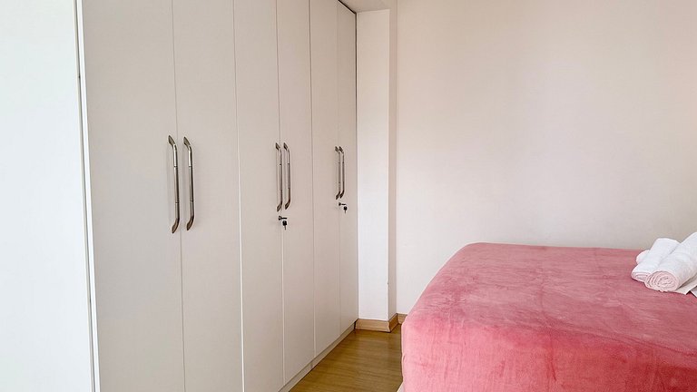 Loft com Piscina em Blumenau, para 4 Hóspedes | ASA