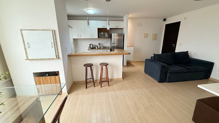 Loft com Piscina em Blumenau, para 4 Hóspedes | ASA