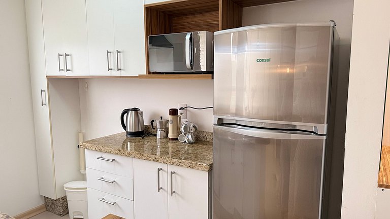 Loft com Piscina em Blumenau, para 4 Hóspedes | ASA