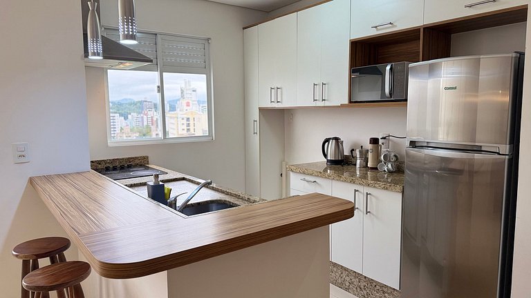 Loft com Piscina em Blumenau, para 4 Hóspedes | ASA