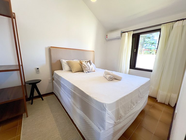 Casa Pé na Areia em Balneário Camboriú, 6 Quartos | ASA