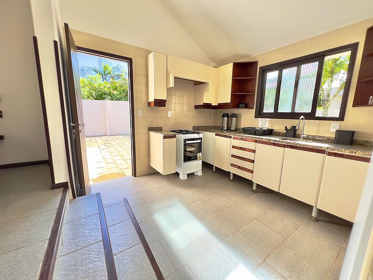 ASA | Casa de Pedra | Pé na Areia | Piscina | BC