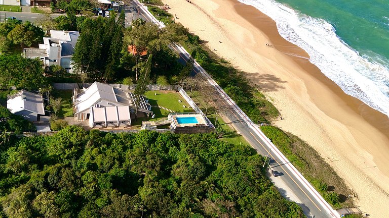 Casa Pé na Areia em Balneário Camboriú, 6 Quartos | ASA