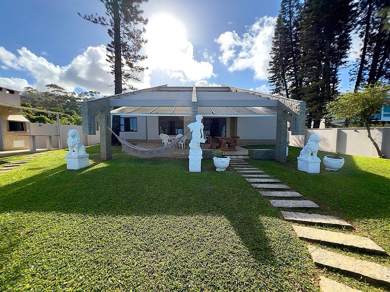 Casa Pé na Areia em Balneário Camboriú, 6 Quartos | ASA