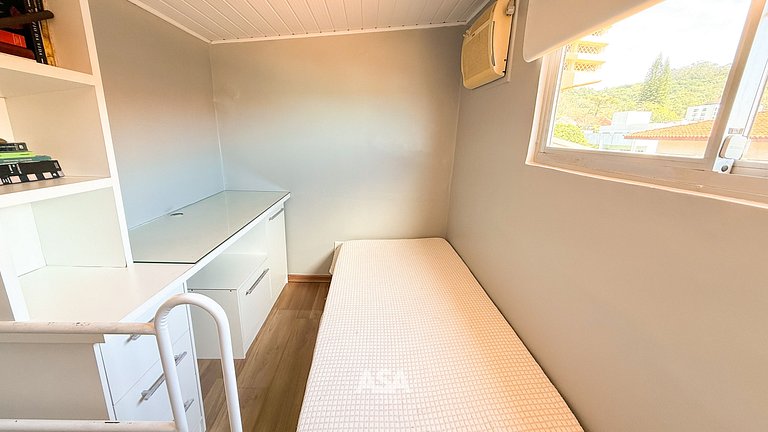 ASA | Casa Cabeçudas | 1Q + Mezanino | 20MT praia