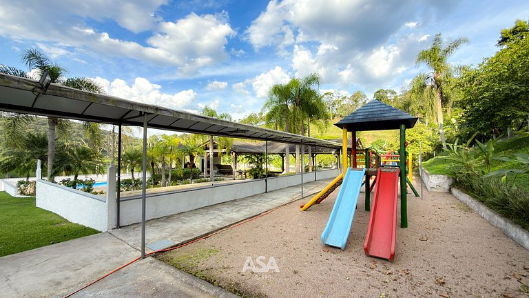 Sítio Vô Tontini em Gaspar, até 20 Hóspedes | ASA Stays