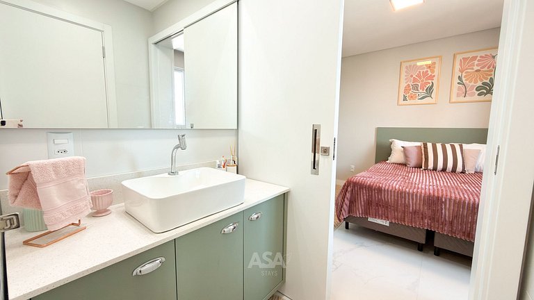 Apto Vista Mar de Alto Padrão em Itapema, 3 Quartos | ASA