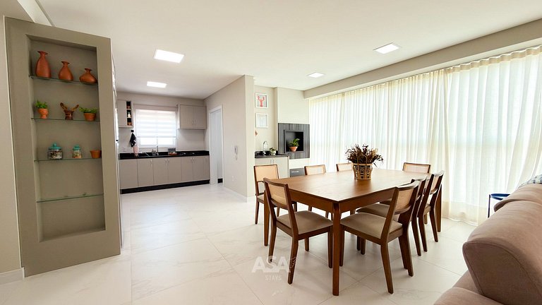 Apto Vista Mar de Alto Padrão em Itapema, 3 Quartos | ASA