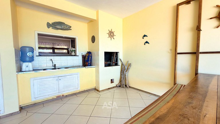 Casa Pé na Areia em Zimbros, Bombinhas, 4 Quartos | ASA