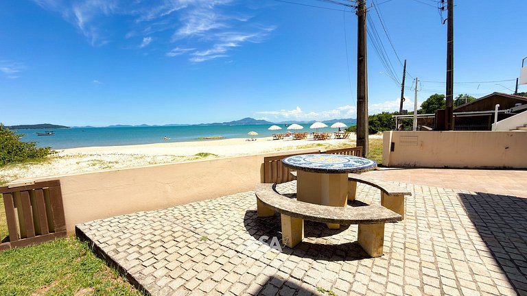 Casa Pé na Areia em Zimbros, Bombinhas, 4 Quartos | ASA