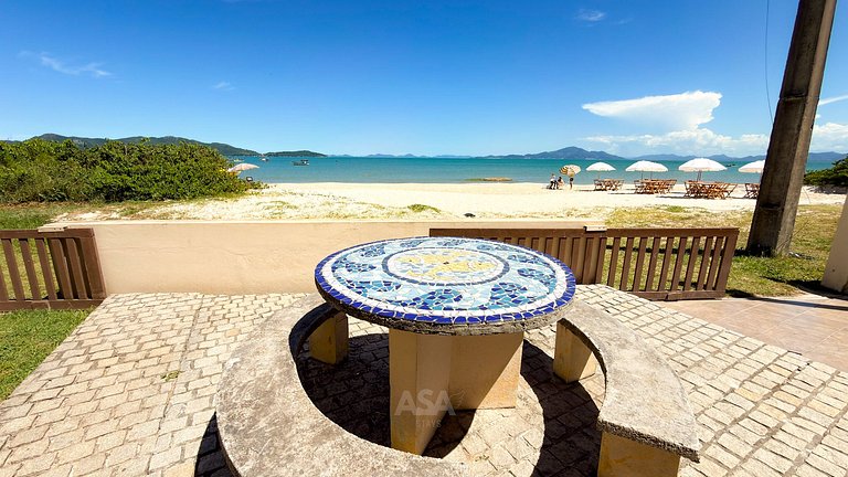 Casa Pé na Areia em Zimbros, Bombinhas, 4 Quartos | ASA