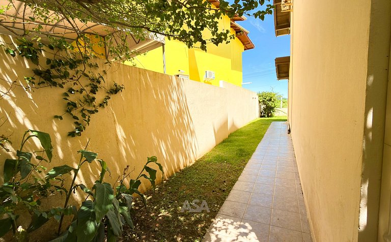 Casa Pé na Areia em Zimbros, Bombinhas, 4 Quartos | ASA