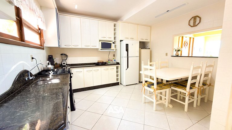 ASA | Beachfront House Zimbros | Bombinhas | 4BR