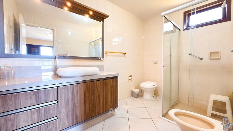 ASA | Casa Pé na Areia Zimbros | Bombinhas | 4QT