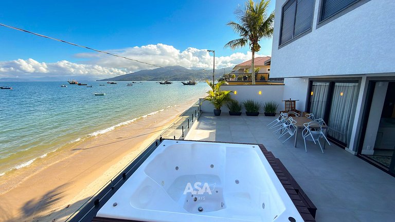 Casa Pé na Areia em Bombinhas, 5 Suítes | ASA Stays