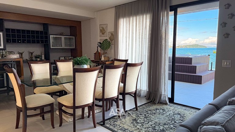 Casa Pé na Areia em Bombinhas, 5 Suítes | ASA Stays