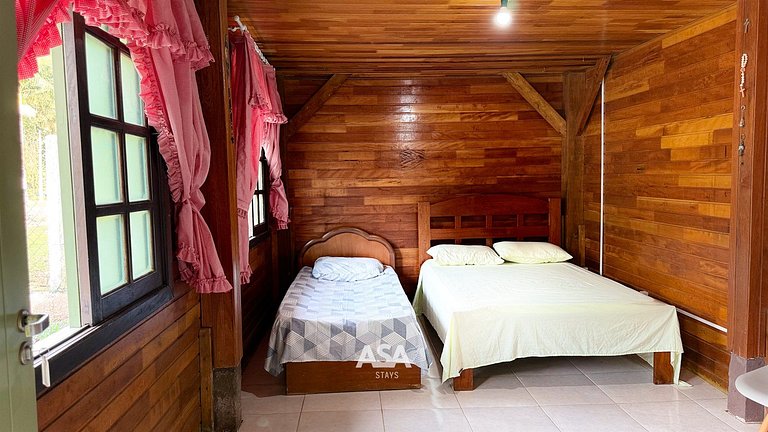 Refúgio Esmeralda | Farmhouse with Pool and Creek, Itajaí